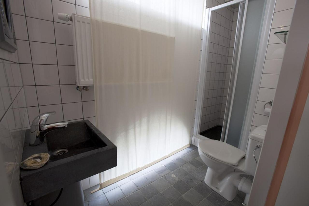 De Oude School 4 Pers App Apartment Vise Luaran gambar